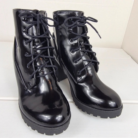 Simply Be Shiny Black Lace-Up Ankle Boots - Picture 7 of 7